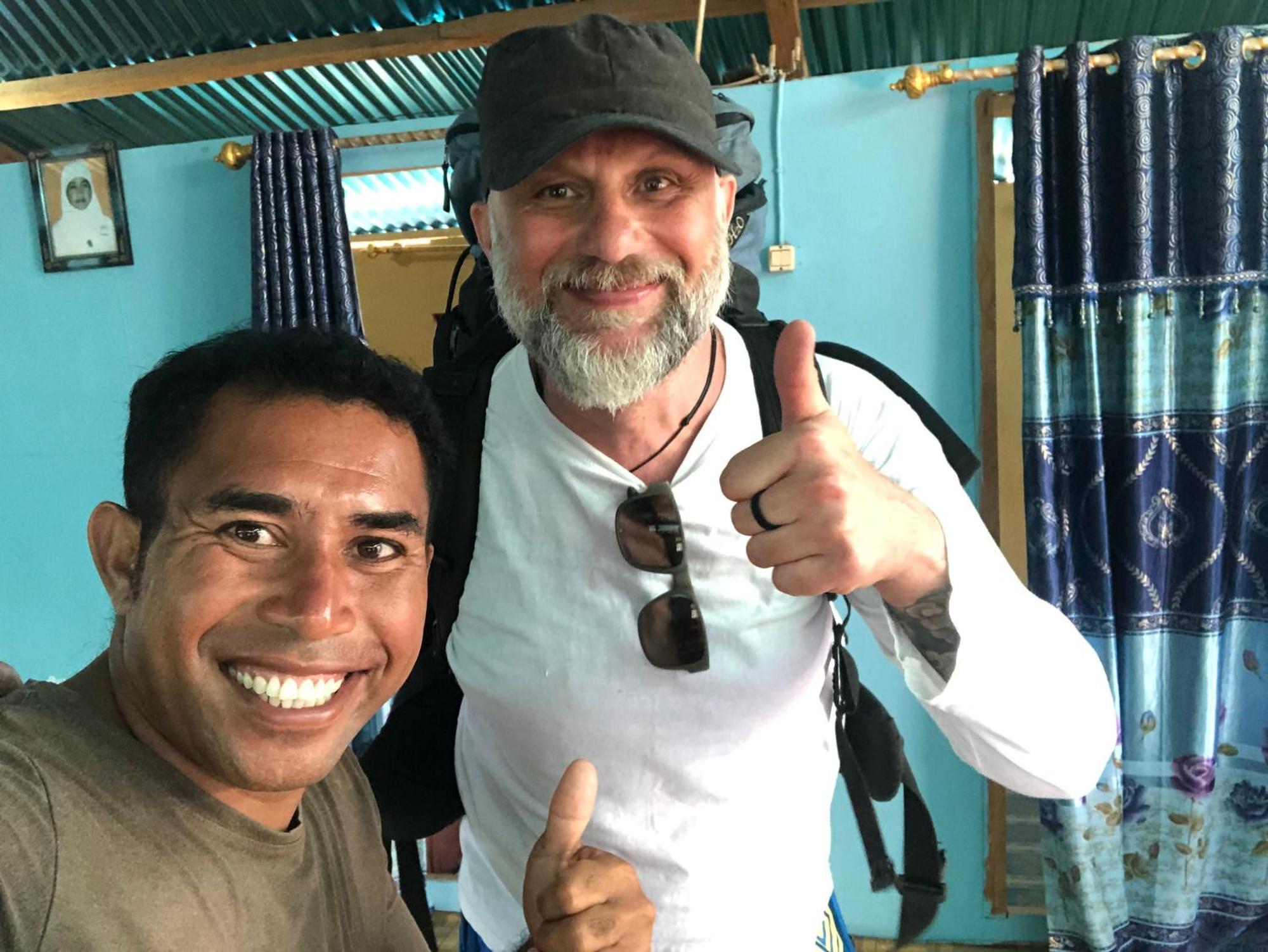 Dua Putri Komodo Homestay Kültér fotó