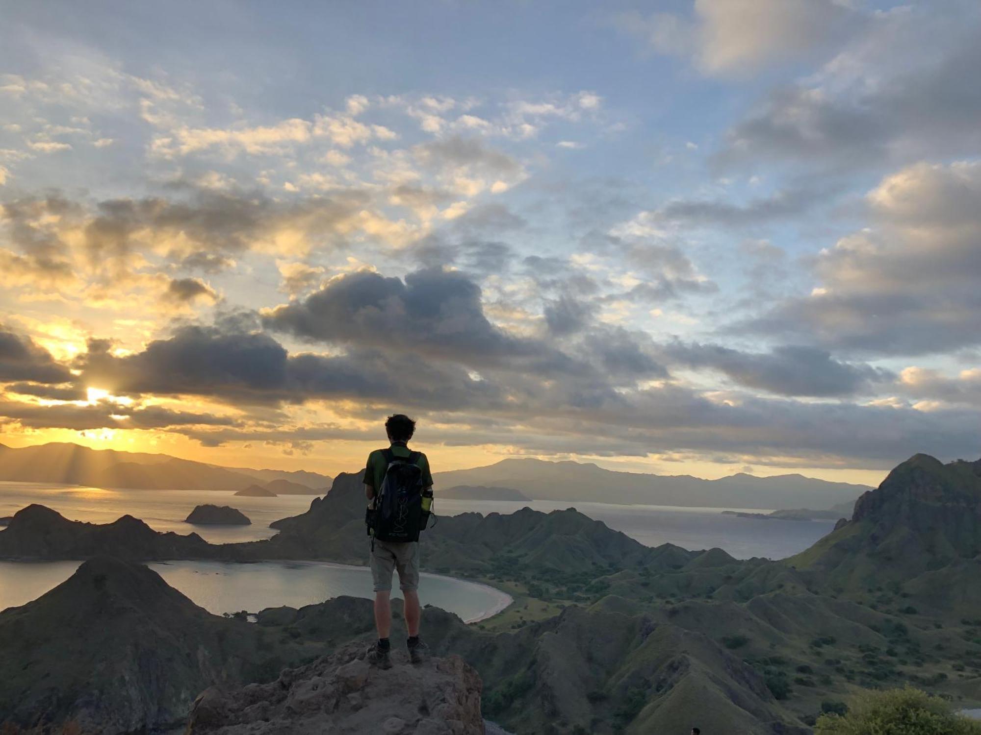 Dua Putri Komodo Homestay Kültér fotó
