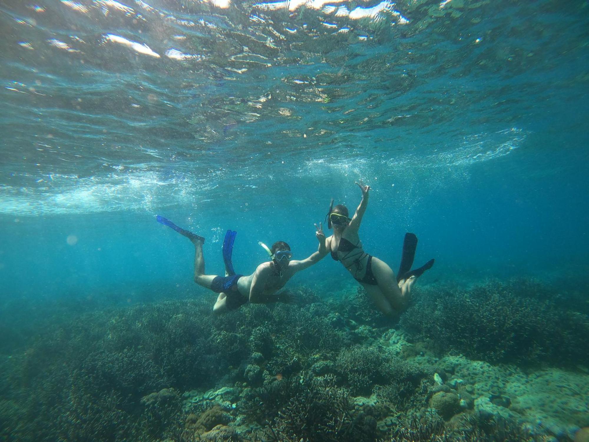 Dua Putri Komodo Homestay Kültér fotó